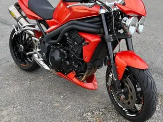 triumph speed triple 1050