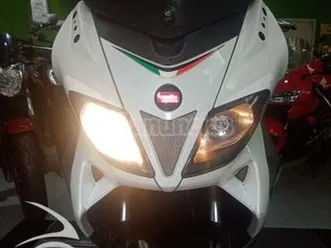 aprilia - sr max 125