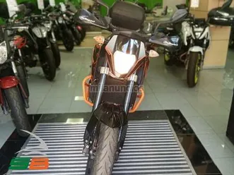 ktm - 690 duke