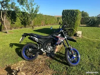 moto gulera smt 50 drifting