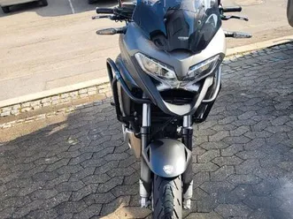 honda vfr 800x crossrunner