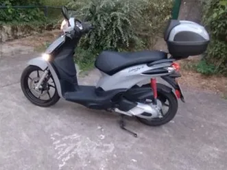 scooter liberty 125 s i-get 2200 km