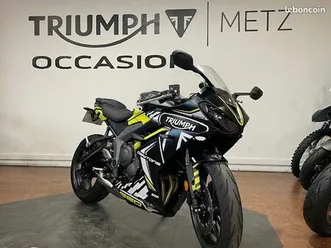 triumph daytona 660 (a2)