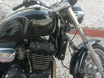 triumph legend - 2000