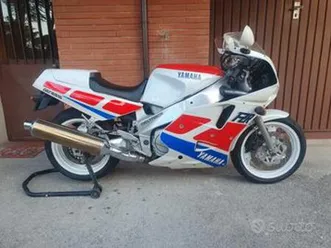 yamaha fzr 1000 - 1989