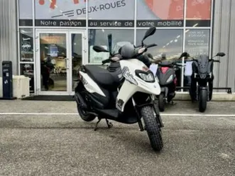 piaggio typhoon 50 2019 50 cm3 | scooter | 22 700 km | blanc | 73420 voglans