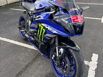 yamaha r7