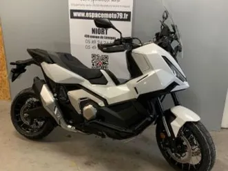 honda x-adv 2025 750 cm3 | scooter | 501 km | blanc | 79000 niort
