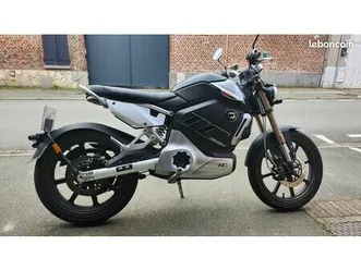 super soco tc max (mars 2021) – 2 500 – état quasi neuf