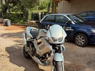 honda vtr 1000