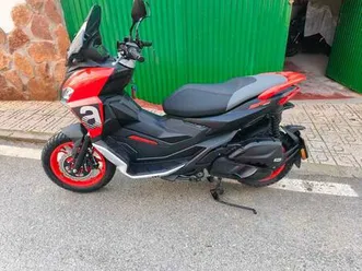 aprilia - sr gt 200 sport