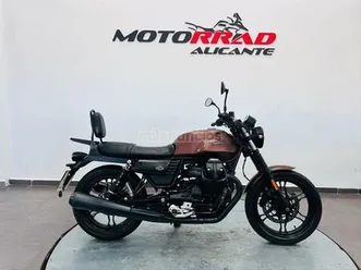 moto guzzi - v7