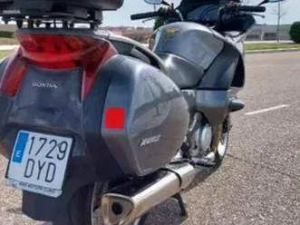 honda - deaouville nt700