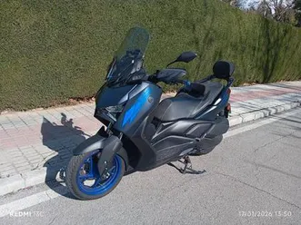 yamaha - xmax 300