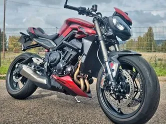triumph street triple 765 rs