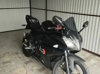 yamaha r125