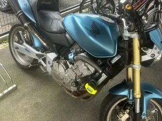 échange 600 hornet 2005 ct ok rien à prévoir