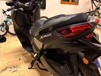 yamaha 300 xmax