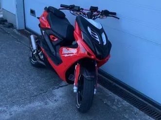 ② yamaha aerox 70 cc