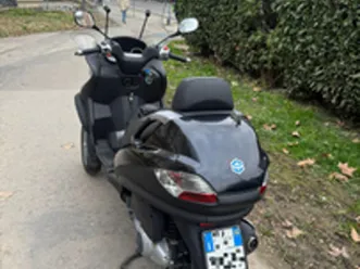piaggio mp3 250 ie