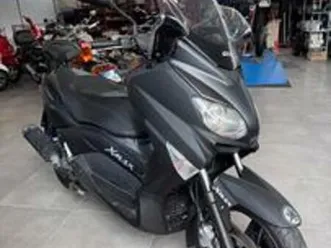 yamaha x-max 125