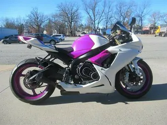 2011 suzuki gsx-r750™