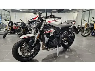 vendo triumph street triple s (2020 - 23) usata a alba (codice 9918759) - moto.it