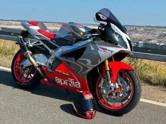 aprilia rsv 1000