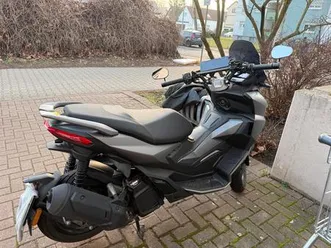 aprilia sr gt 125 abs led