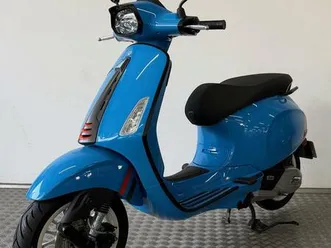 vespa sprint 125 s e5+ werksgarantie bis 03 / 2028 . umbau felgen