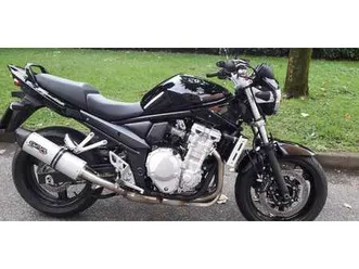 suzuki bandit 650 nero