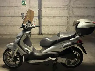 piaggio beverly 250