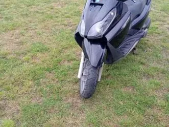 piaggio x7 poj.125. na kat.b linia