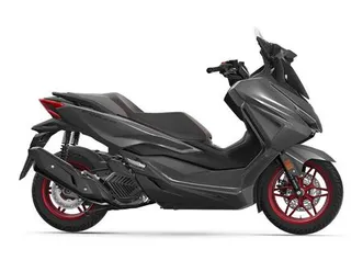 honda forza 125 cm3 édition limité comme neuf!