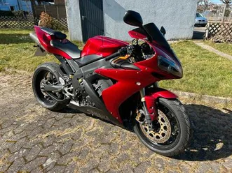 yamaha r1 rn12 frischer service. wenig km