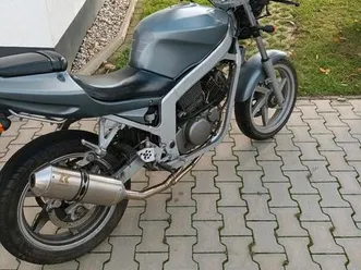 hyosung gt 125 naked