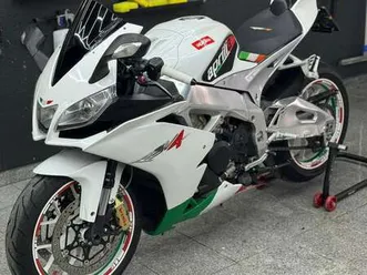 aprilia rsv4 r