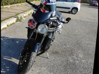 triumph speed triple