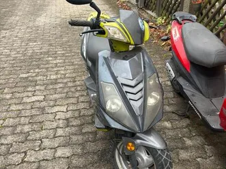 mofa 25 km/h , explorer race 50 gt