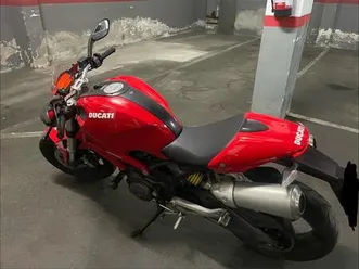 ducati - monster 696