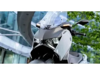 yamaha x-max x-max 125 tech max 2025 manetki grzane i kanapa, elektryczna