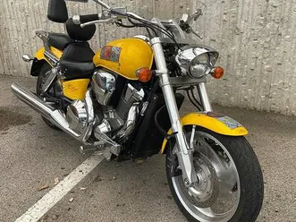 à vendre honda vtx 1800 custom (édition spéciale)