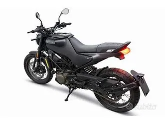 husqvarna svartpilen 125 - anno 2033