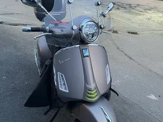 vespa 300