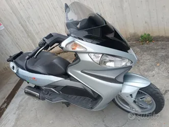 malaguti madison 250ie