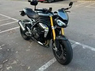 triumph speed triple 1200 rs 2024