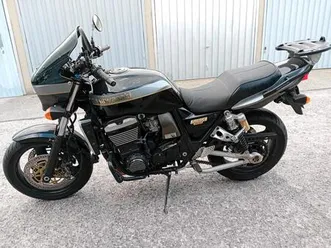 kawasaki zrx 1100