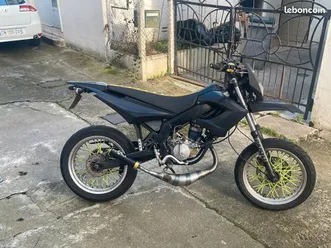 50 cc derbi senda 50 sm