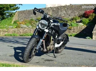 moto a2 husqvarna svartpilen 401