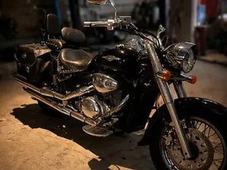 suzuki vl 800 intruder